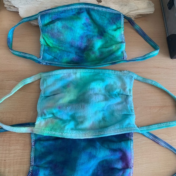 NWT blue & green tie dye mask bundle - Picture 4 of 7